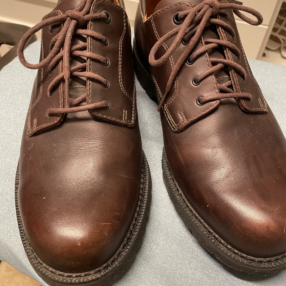 Rockport size 10 1/2 men. New